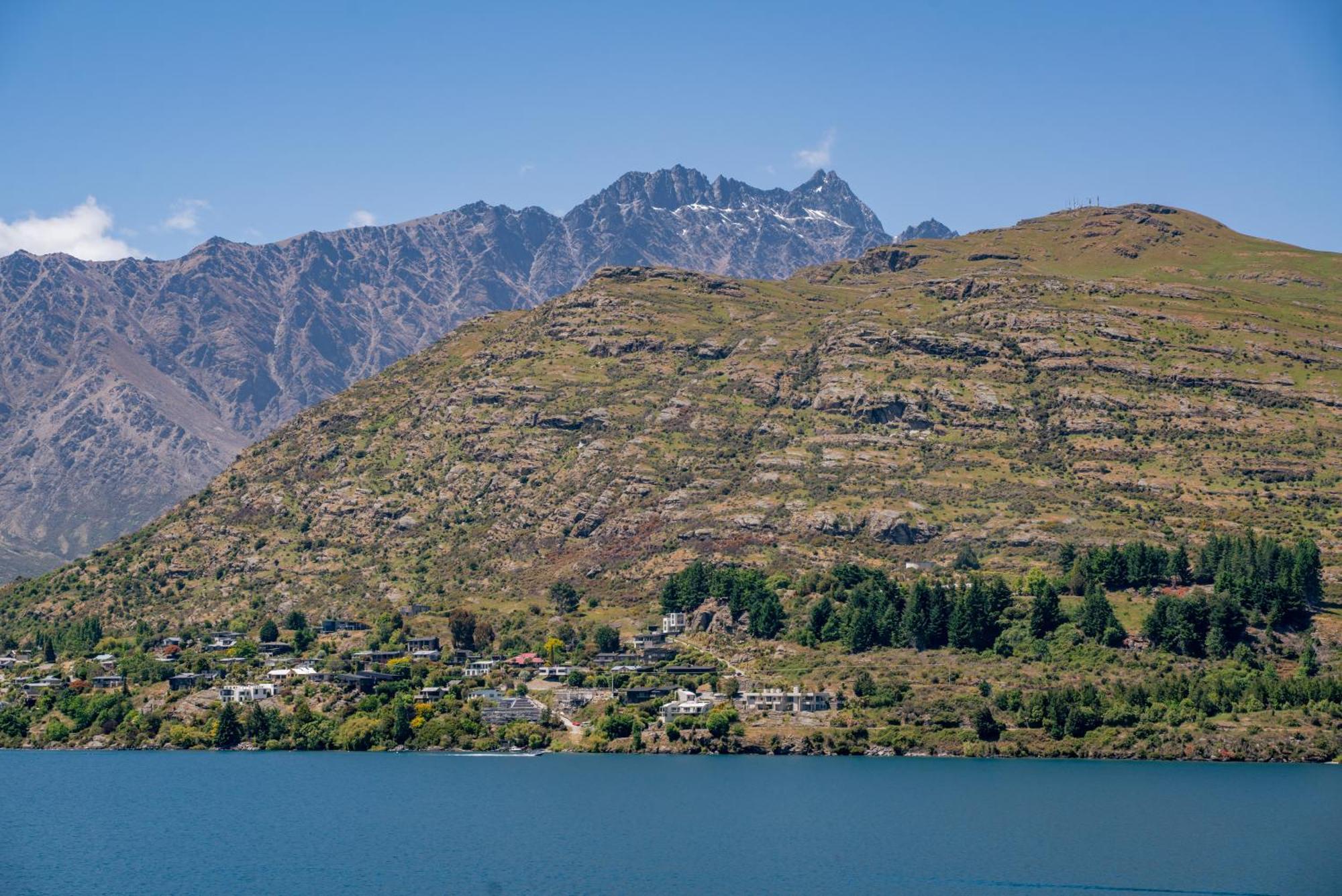 Lakefront Living At Remarkables Retreat - Eight Queenstown Exterior photo