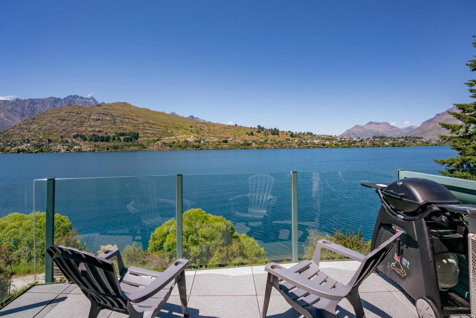 Lakefront Living At Remarkables Retreat - Eight Queenstown Exterior photo