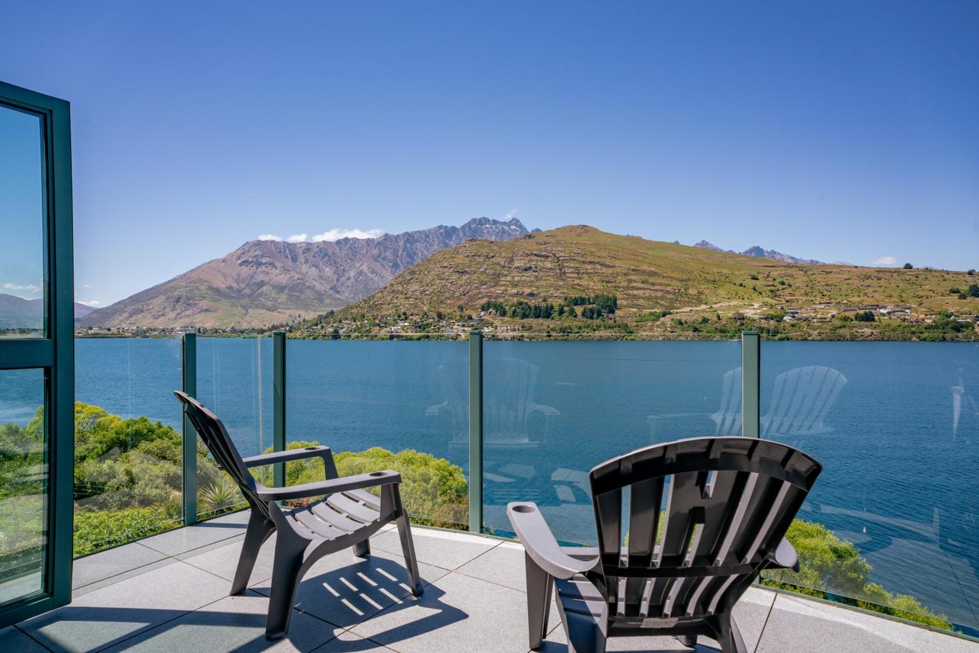 Lakefront Living At Remarkables Retreat - Eight Queenstown Exterior photo