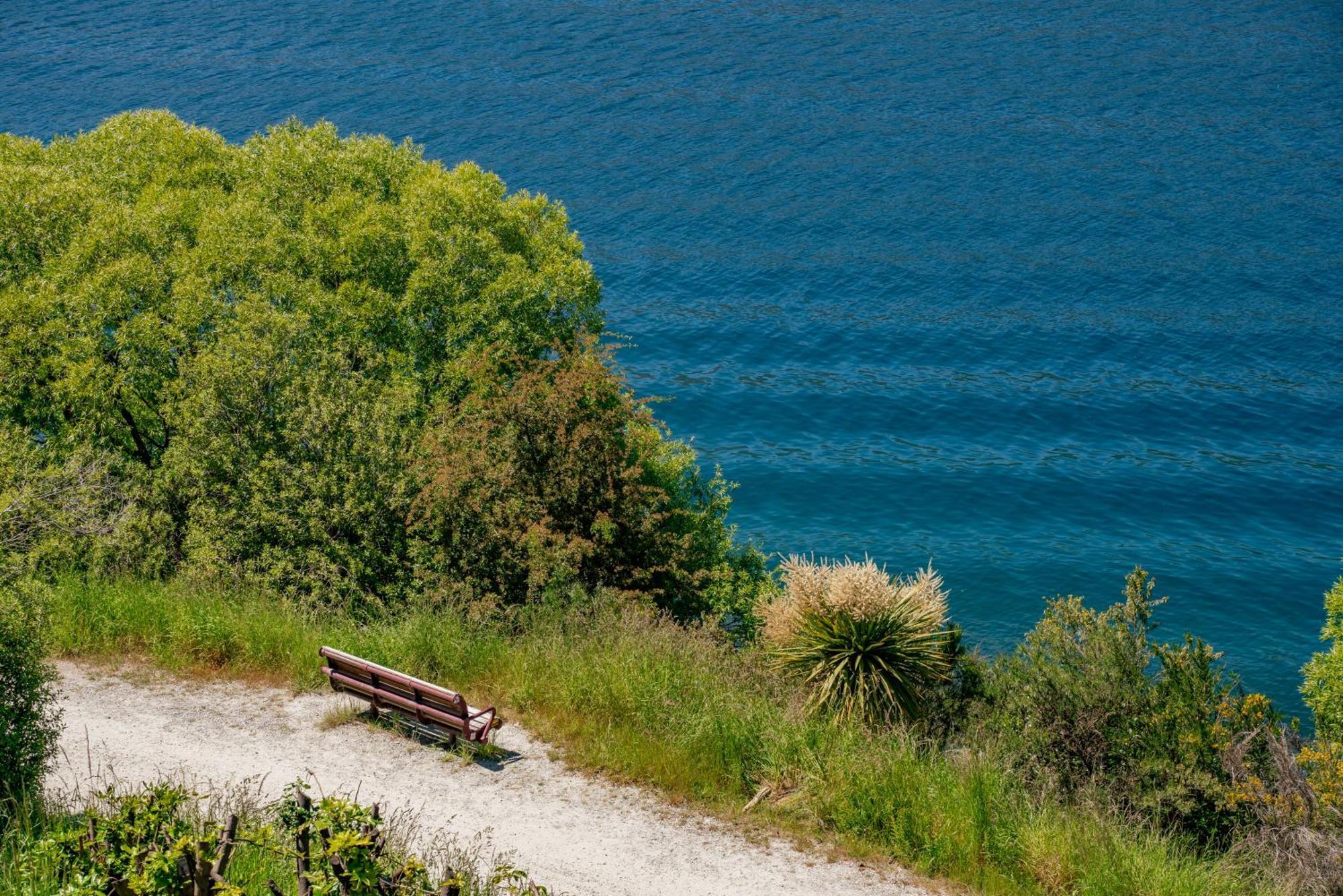 Lakefront Living At Remarkables Retreat - Eight Queenstown Exterior photo